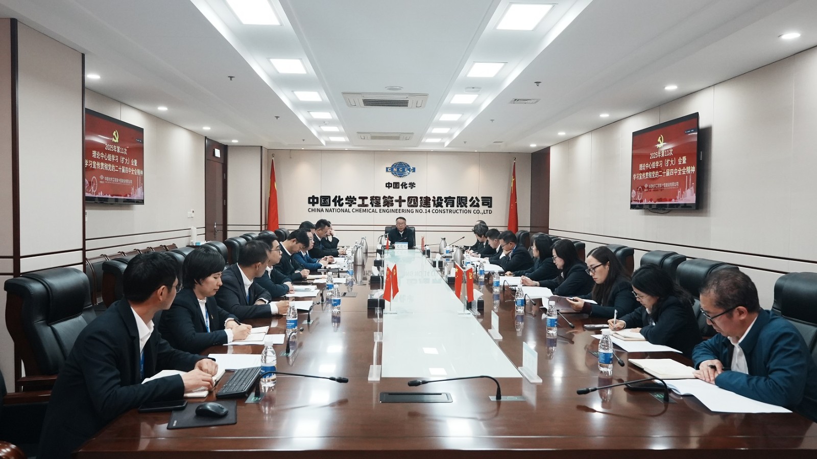 63834f2c14f74d92326fc36c56729c62.jpg 63834f2c14f74d92326fc36c56729c62.jpg